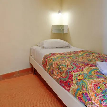 Cosy By The Flea Market And Tram 28 Apartment Lisbon