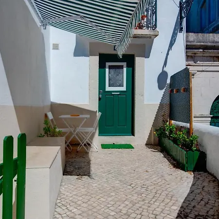 Cosy By The Flea Market And Tram 28 Lejlighed Lisboa