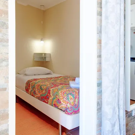 Cosy By The Flea Market And Tram 28 Апартаменты Лиссабон